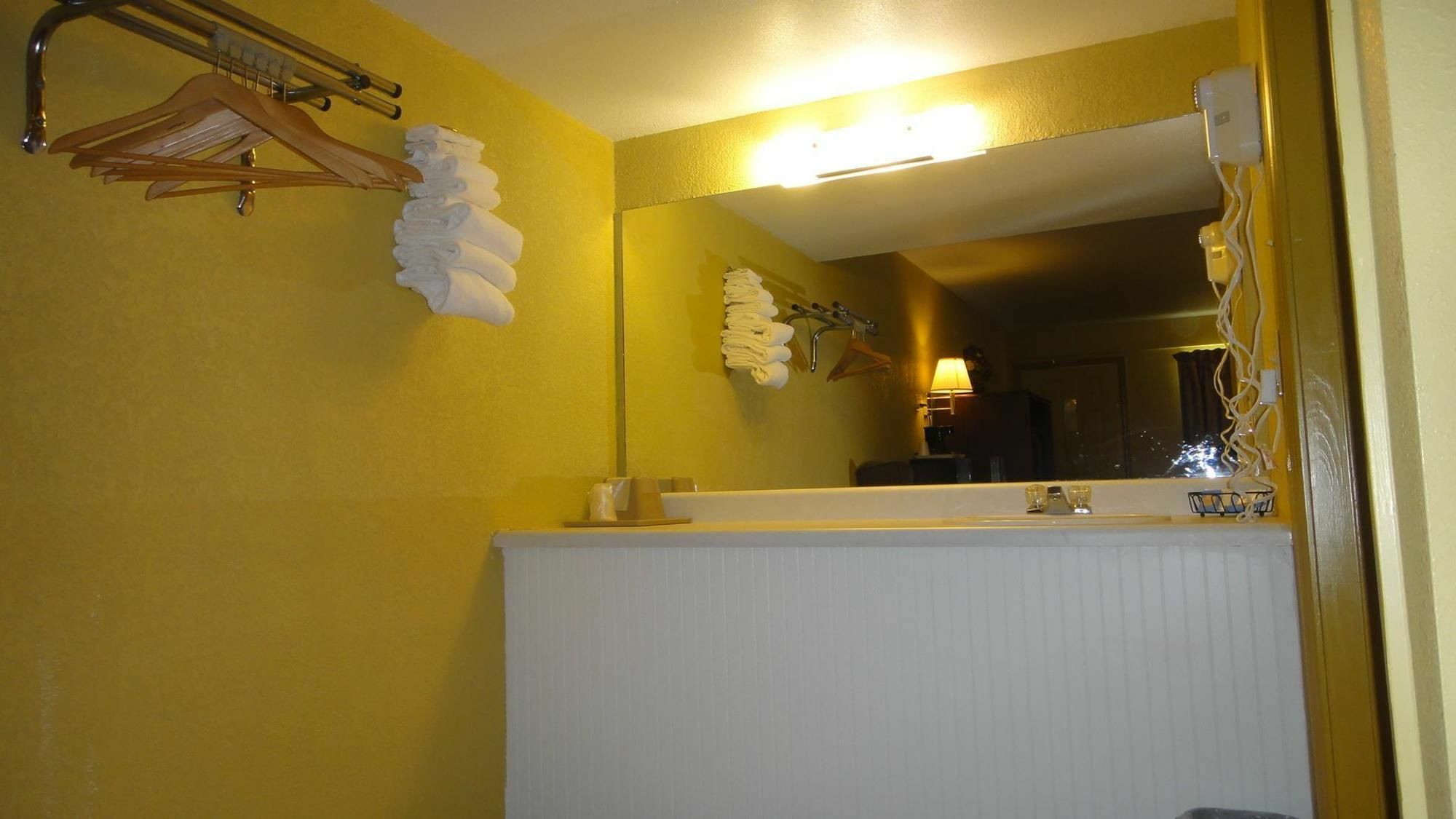 Relax Inn St. Robert Zewnętrze zdjęcie